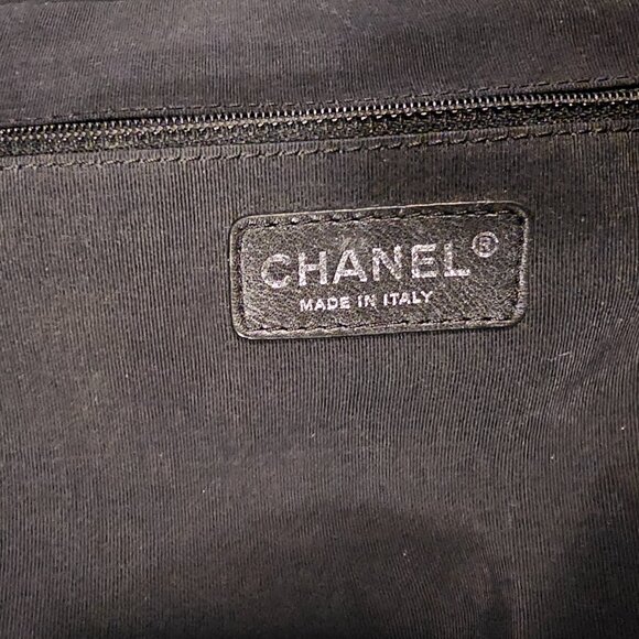 Authentic Chanel Unlimited Logo Tote Bag -full set - Picture 12 of 16